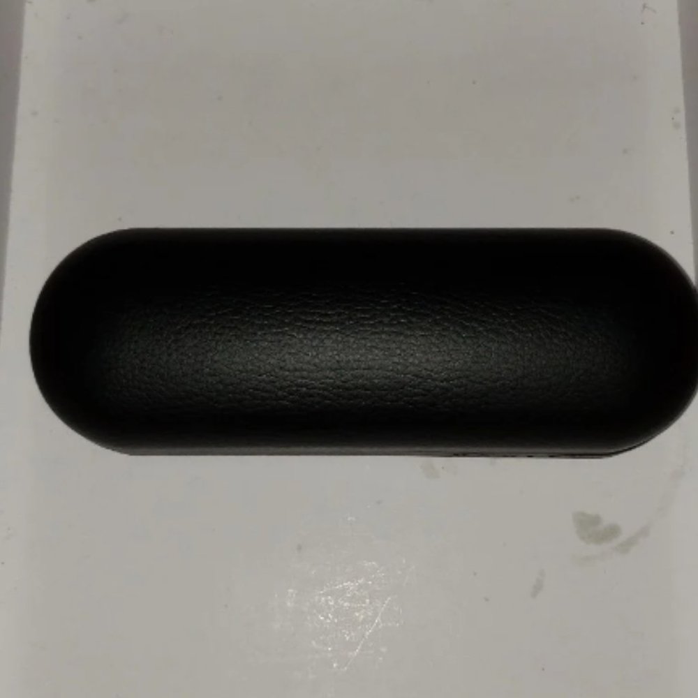 Authentic Oakley Black Hard Sunglasses Case Clamshell Replacement